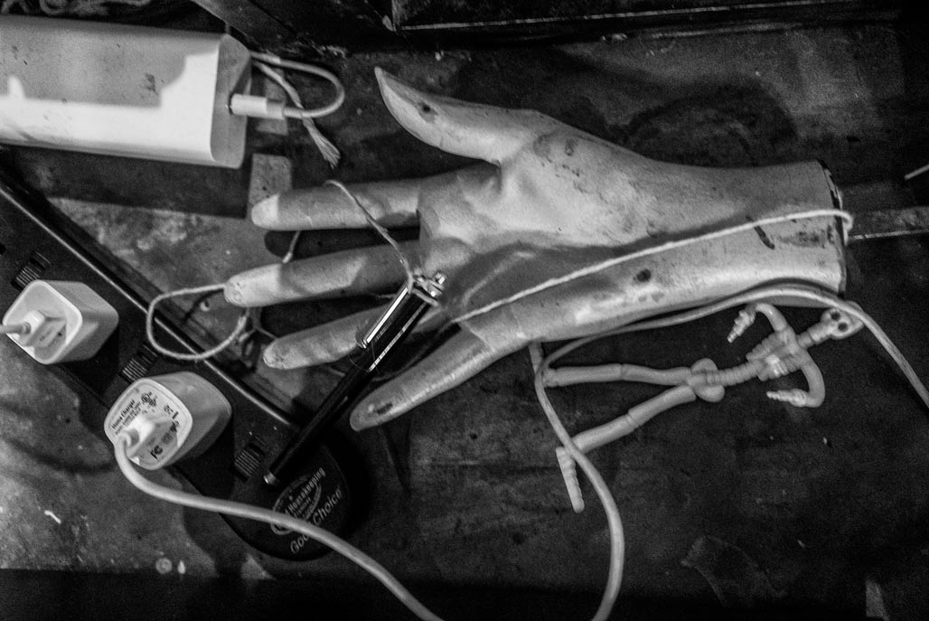 wires transformers mannequin hand