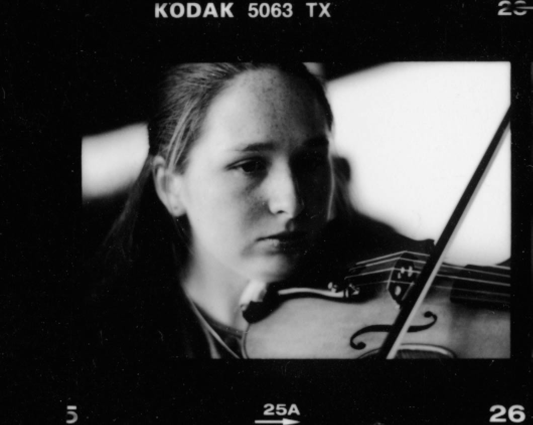 girl violin